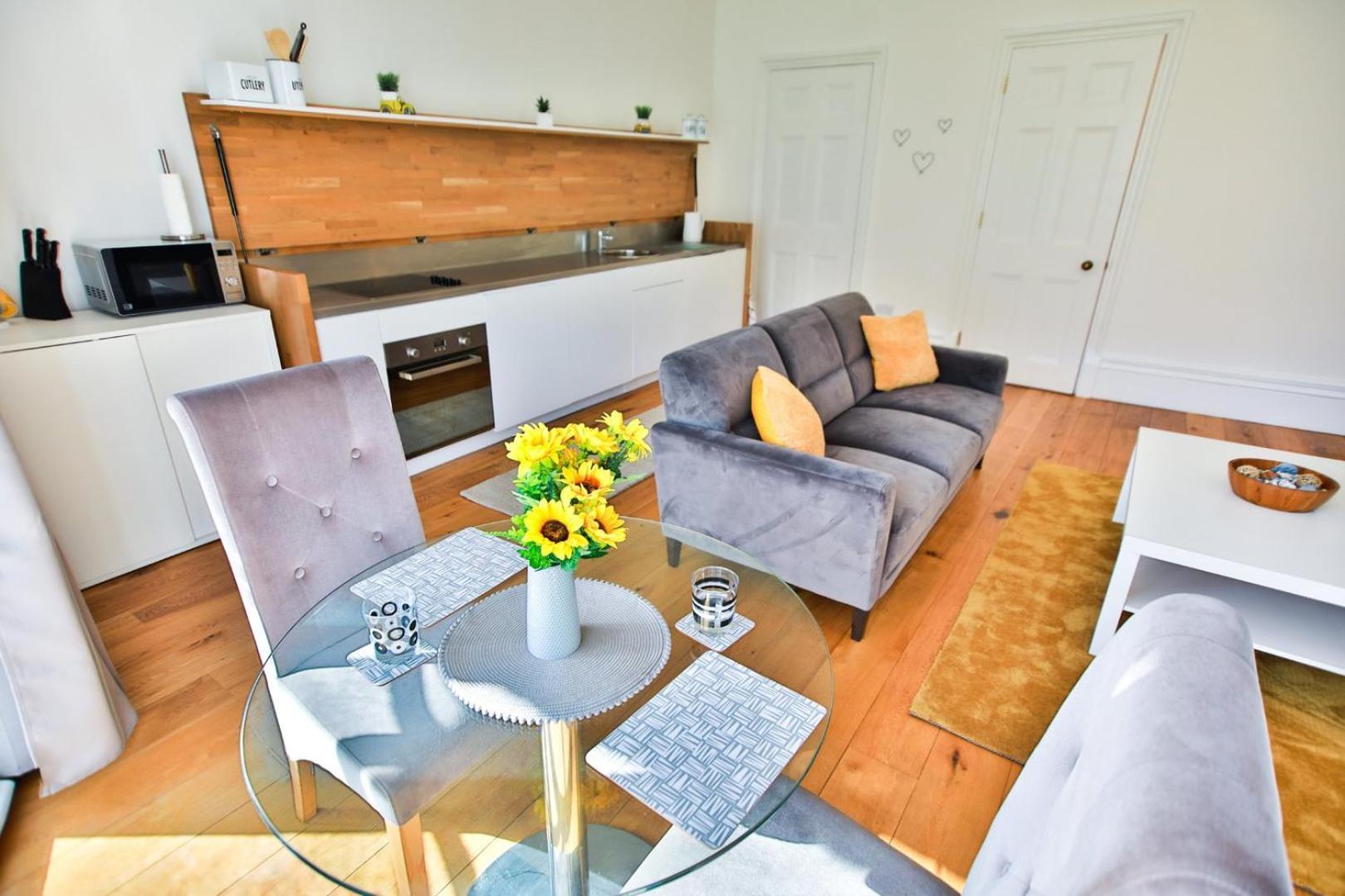40B Wellington Suites Hastings Exteriör bild